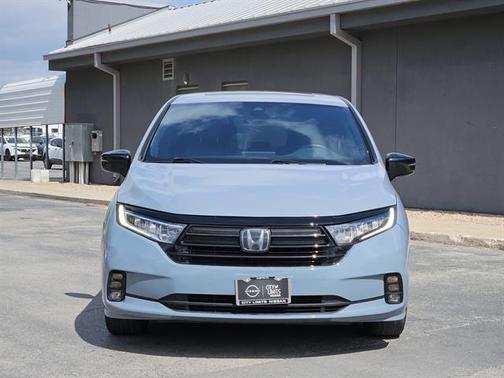 2024 Honda Odyssey Sport