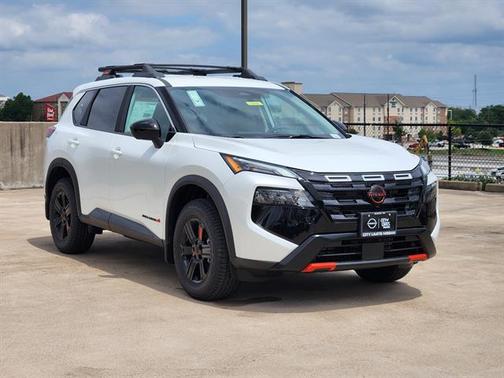 Everest White Pearl Tricoat 2026 Nissan Rogue Rock Creek