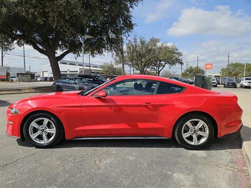 2020 Ford Mustang EcoBoost