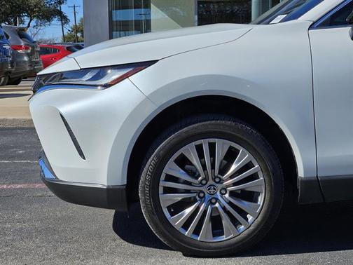 2024 Toyota Venza XLE