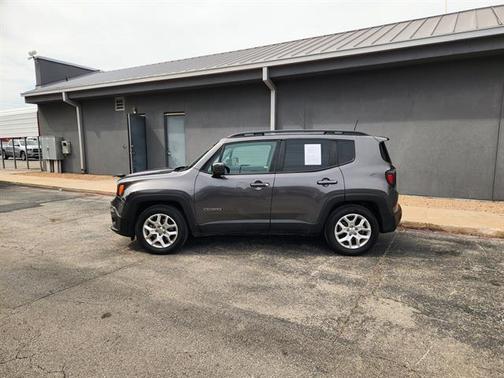 Granite Crystal Metallic Clearcoat 2018 Jeep Renegade Latitude