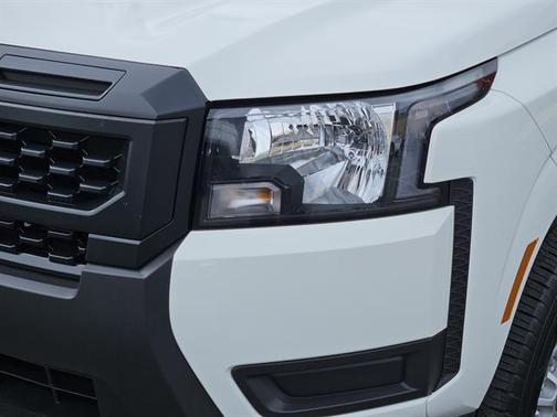 2025 Nissan Frontier S
