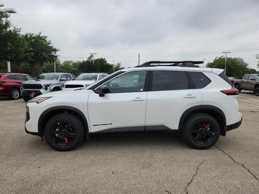 Everest White Pearl Tricoat 2026 Nissan Rogue Rock Creek