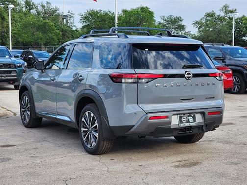 Boulder Gray Pearl 2026 Nissan Pathfinder Platinum