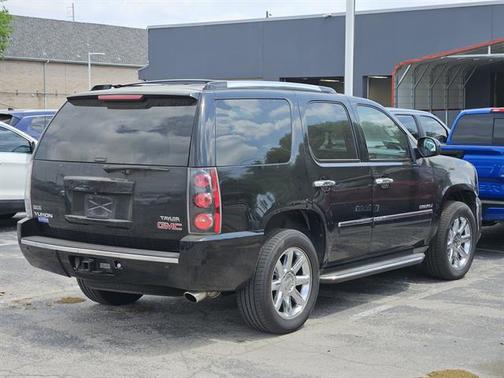 Onyx Black 2010 GMC Yukon Denali