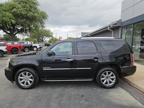 2010 GMC Yukon Denali