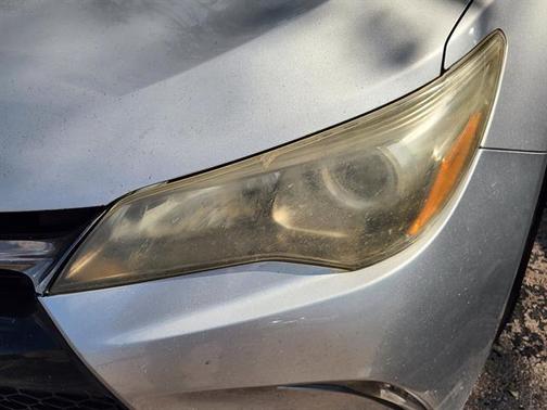 Celestial Silver Metallic 2016 Toyota Camry LE