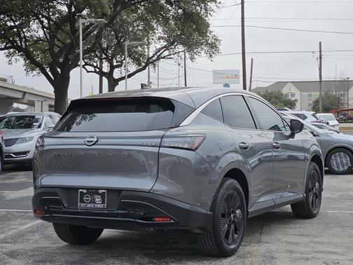 2025 Nissan Murano SV