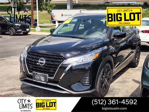 Super Black 2023 Nissan Kicks SV