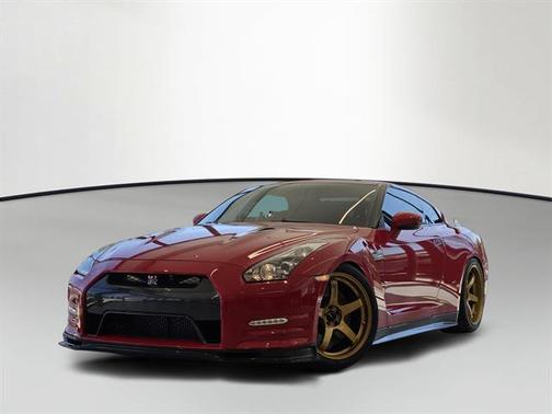 2014 Nissan GT-R Premium