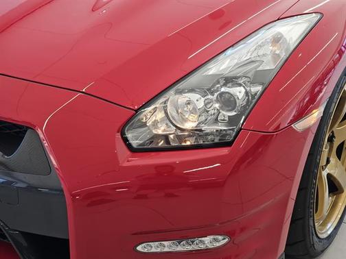 2014 Nissan GT-R Premium