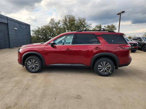 2026 Nissan Pathfinder SV