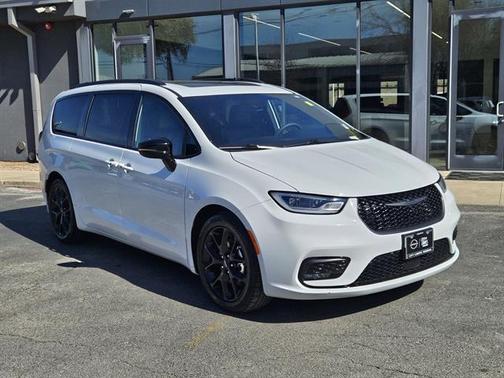 2025 Chrysler Pacifica Limited