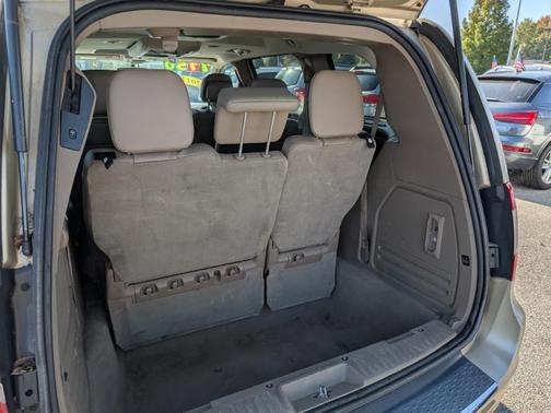 2011 Chrysler Town & Country Limited