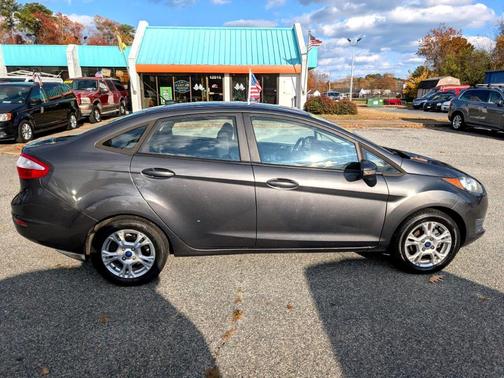 2015 Ford Fiesta SE