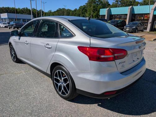 Silver 2016 Ford Focus SE