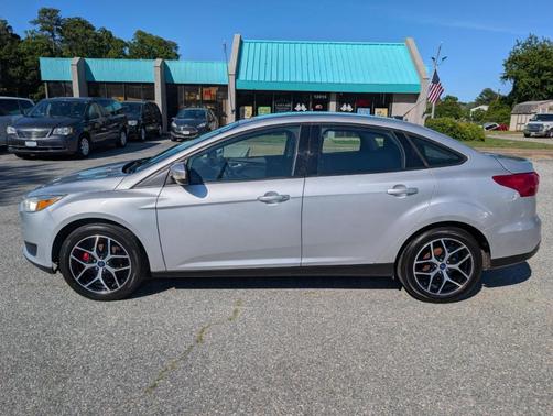 Silver 2016 Ford Focus SE
