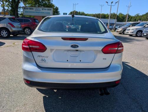 Silver 2016 Ford Focus SE