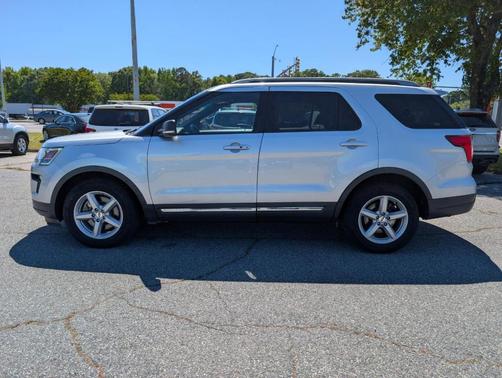 Silver 2019 Ford Explorer XLT