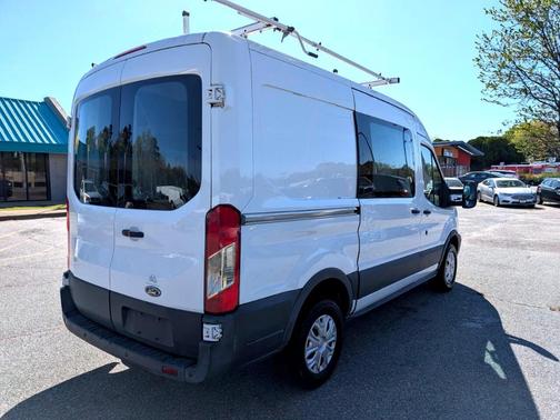 2015 Ford Transit-250 130 WB Medium Roof Cargo