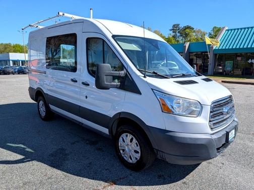 2015 Ford Transit-250 130 WB Medium Roof Cargo