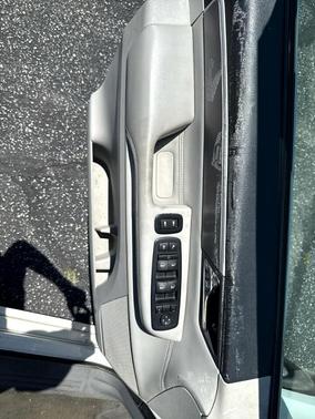 2010 Volkswagen Routan SEL