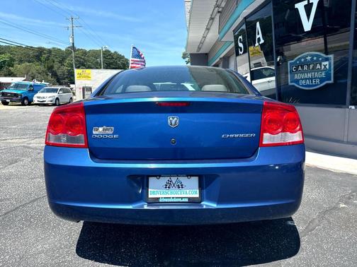 2010 Dodge Charger Base