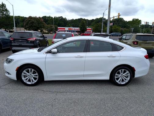 2016 Chrysler 200 Limited