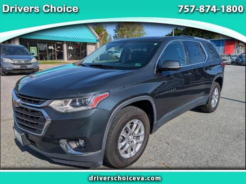 Green 2018 Chevrolet Traverse LT Cloth