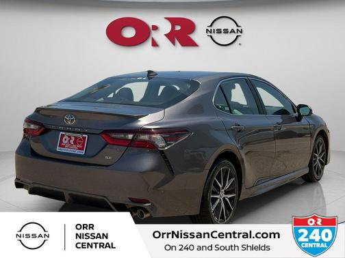Predawn Gray Mica 2022 Toyota Camry SE