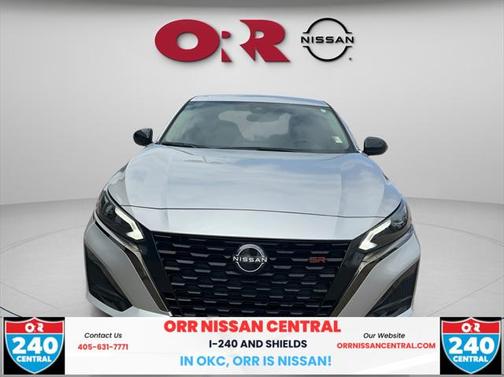 2023 Nissan Altima SR FWD