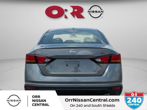 Gun Metallic 2025 Nissan Altima SR