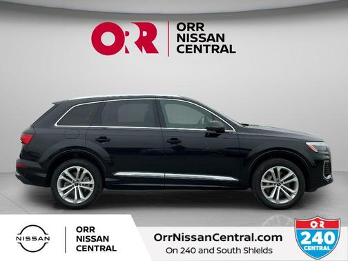 Mythos Black Metallic 2025 Audi Q7 55 Premium Plus