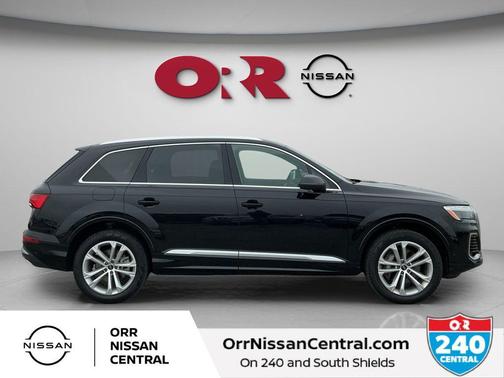 Mythos Black Metallic 2025 Audi Q7 55 Premium Plus