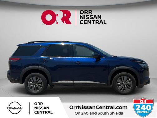 Deep Ocean Blue 2025 Nissan Pathfinder SV