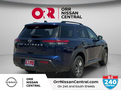 Deep Ocean Blue 2025 Nissan Pathfinder SV