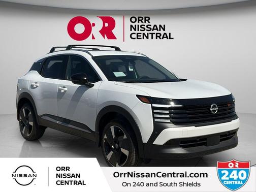 Aspen White Tri 2026 Nissan Kicks SR