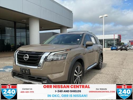 2024 Nissan Pathfinder Platinum FWD