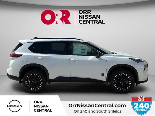 White Pearl 2027 Nissan Rogue