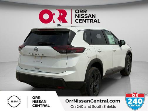 Everest White P 2026 Nissan Rogue SV