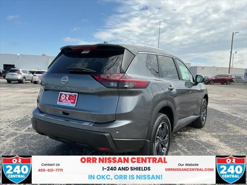 2025 Nissan Rogue SV