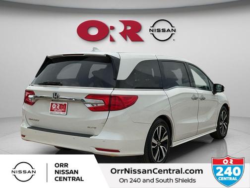 White 2020 Honda Odyssey Elite