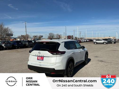 Everest White P 2026 Nissan Rogue SV