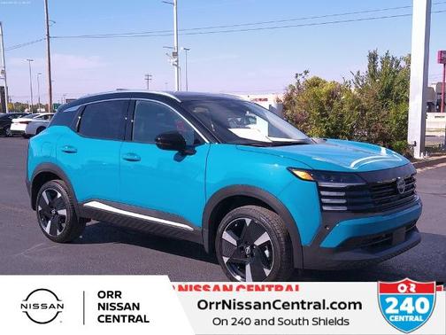 2025 Nissan Kicks SR