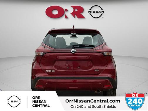 Scarlet Ember 2021 Nissan Kicks SR