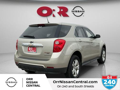 Champagne Silver 2013 Chevrolet Equinox LS