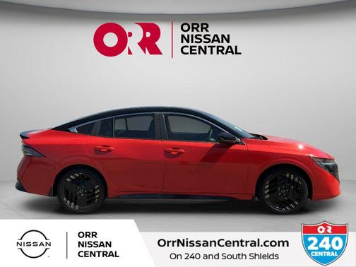 2t Emb Blk Roof 2026 Nissan Sentra SR