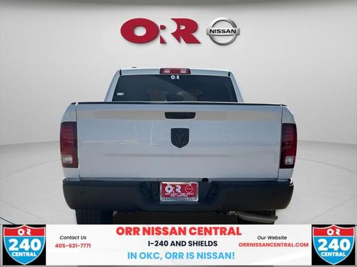 2024 RAM 1500 Classic Warlock Crew Cab 4x2 5'7' Box