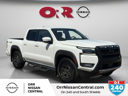 Glacier White 2025 Nissan Frontier PRO-X