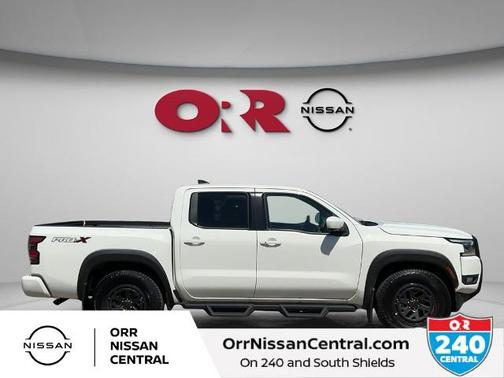 Glacier White 2025 Nissan Frontier PRO-X